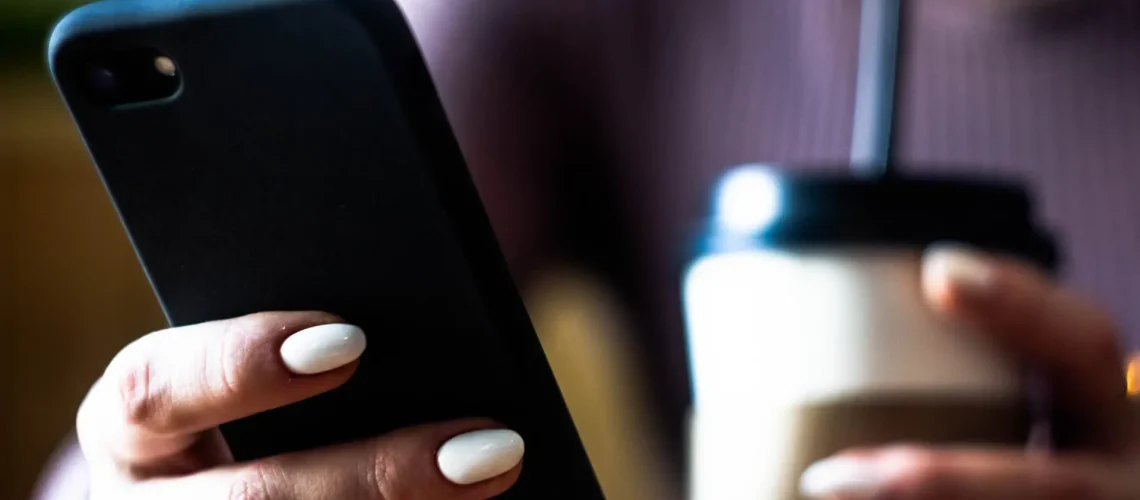 vladimir-mun-lrMyood2ZVc-unsplash-scaled